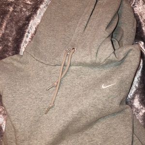 Nike Pull Over Sweatshirt